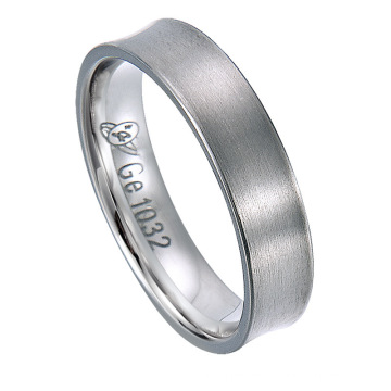 Design Simple Wedding Ring Men′s Stainless Steel Ring